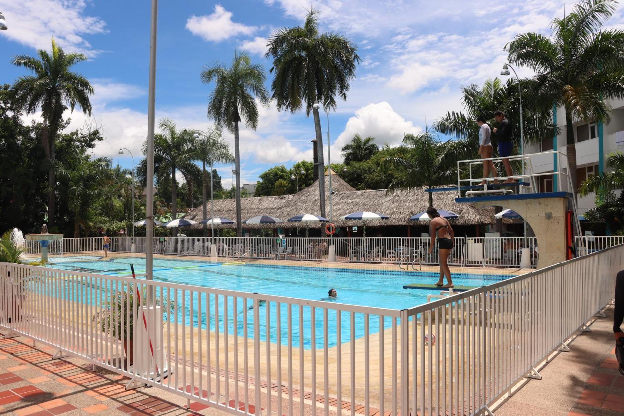 Hotel Bachue Girardot Luaran gambar