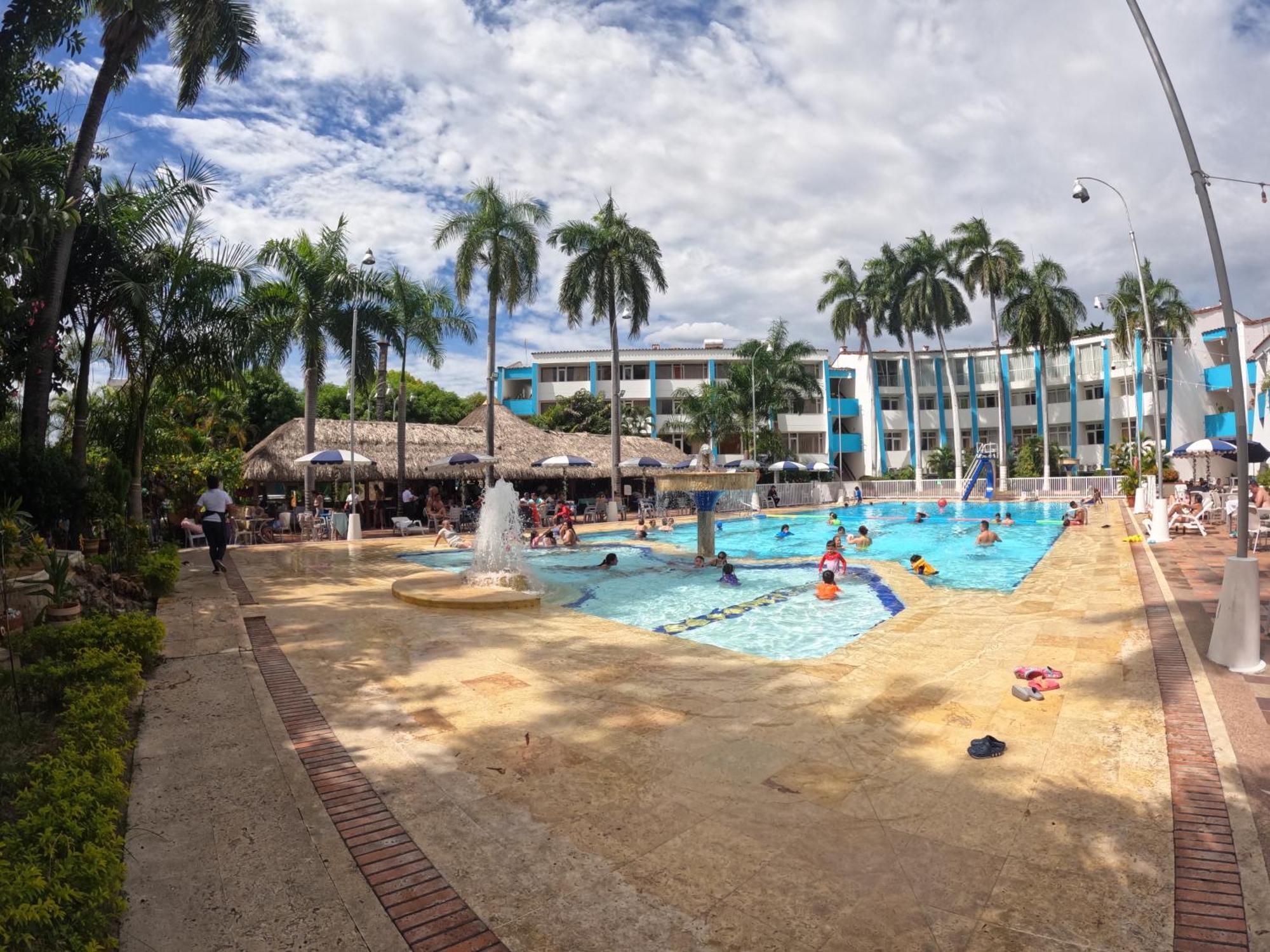 Hotel Bachue Girardot Luaran gambar