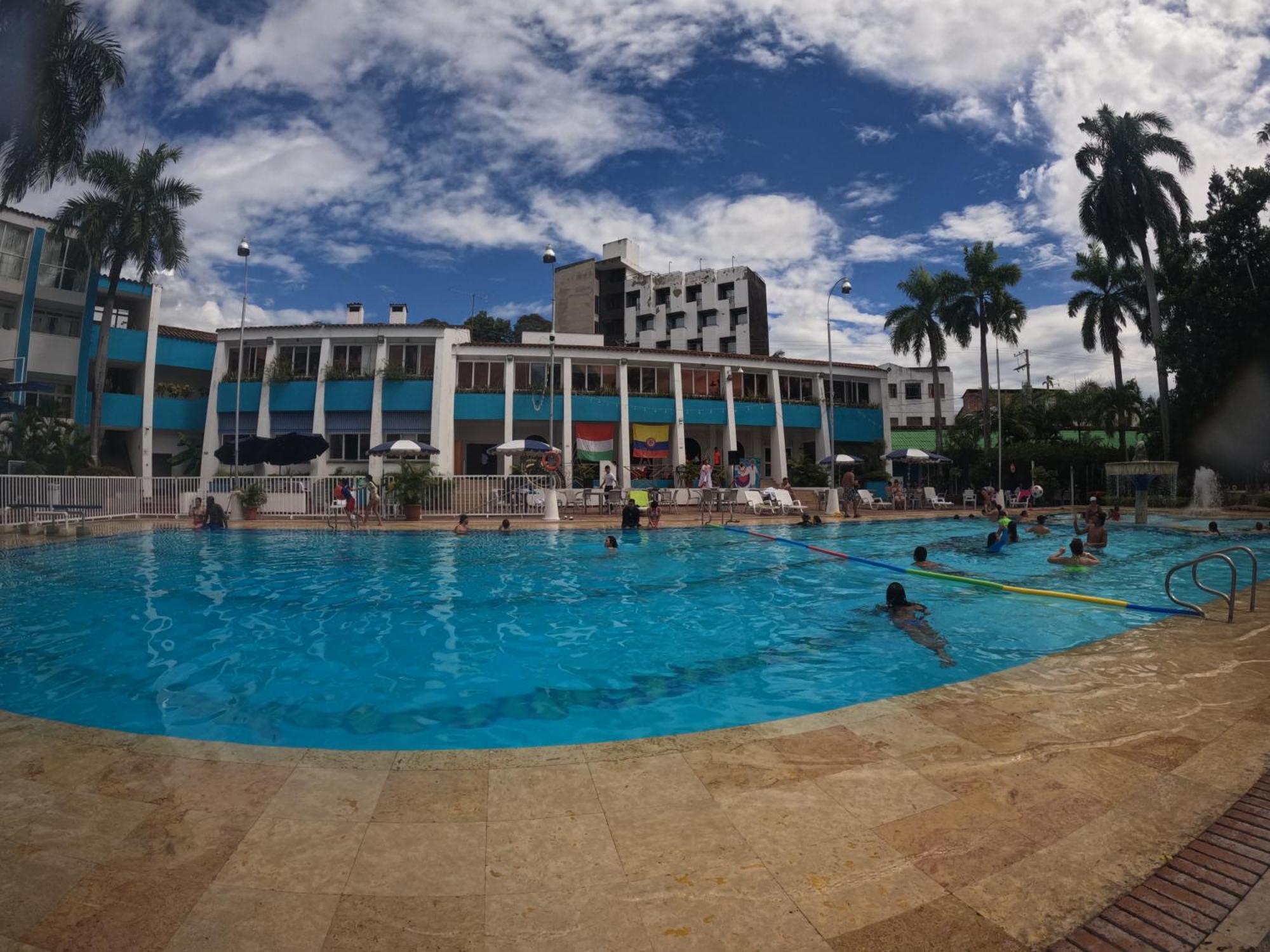 Hotel Bachue Girardot Luaran gambar