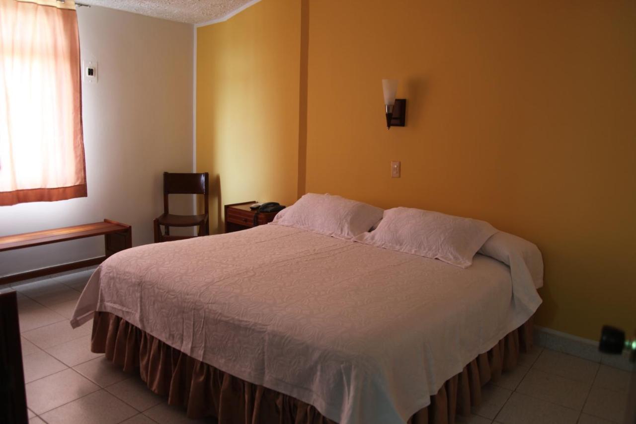Hotel Bachue Girardot Luaran gambar