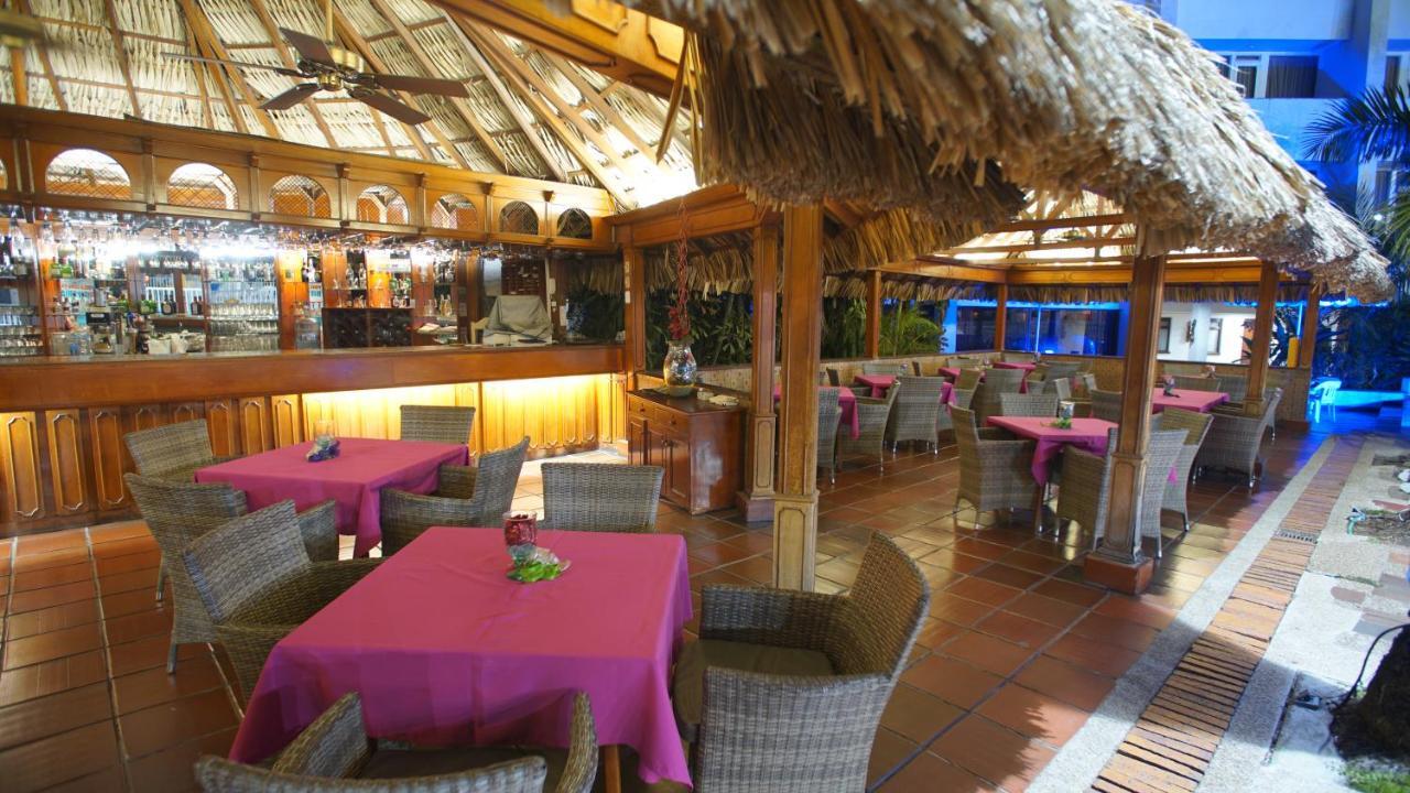 Hotel Bachue Girardot Luaran gambar
